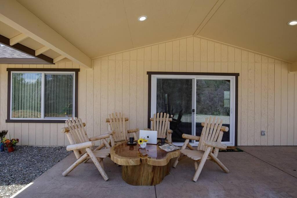 Cozy Cub Cabin, Brand New Home Near Yosemite Mariposa Exterior photo