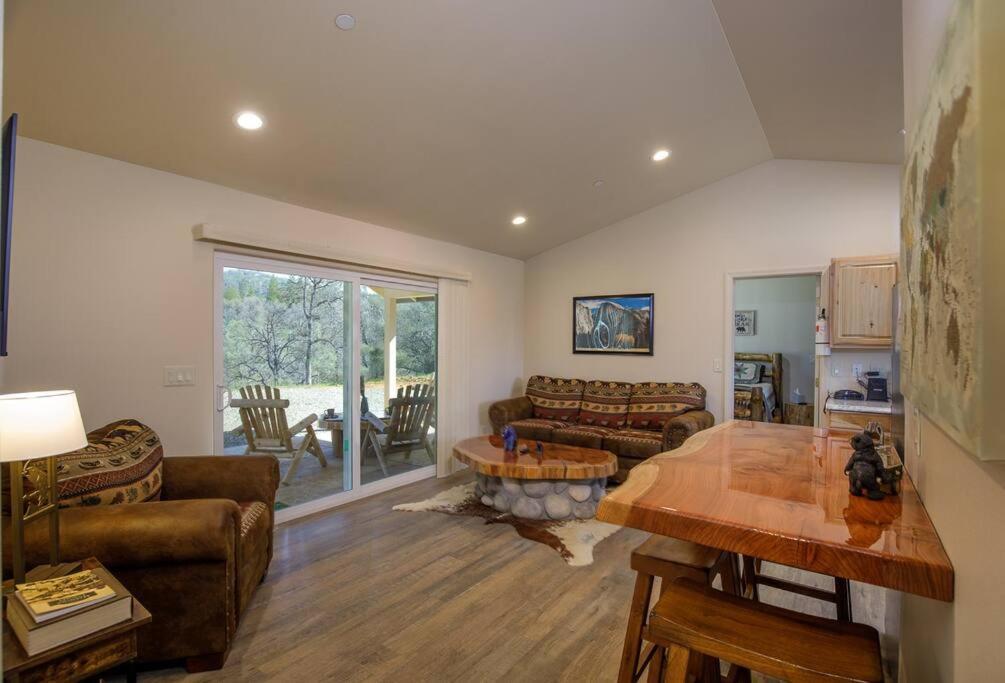 Cozy Cub Cabin, Brand New Home Near Yosemite Mariposa Exterior photo